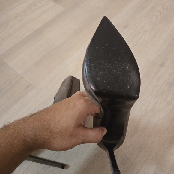 Yves Saint Laurent Paris Suede Brown Woman's Heels - Picture 8 of 8